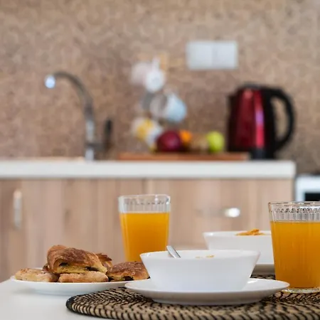 Aparthotel Bounatsa & 4*