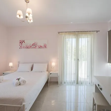 Bounatsa & Aparthotel 4*