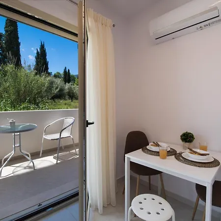 Bounatsa & Hotel de apartamente