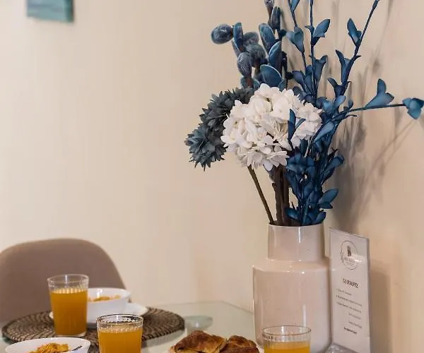 Aparthotel Bounatsa &