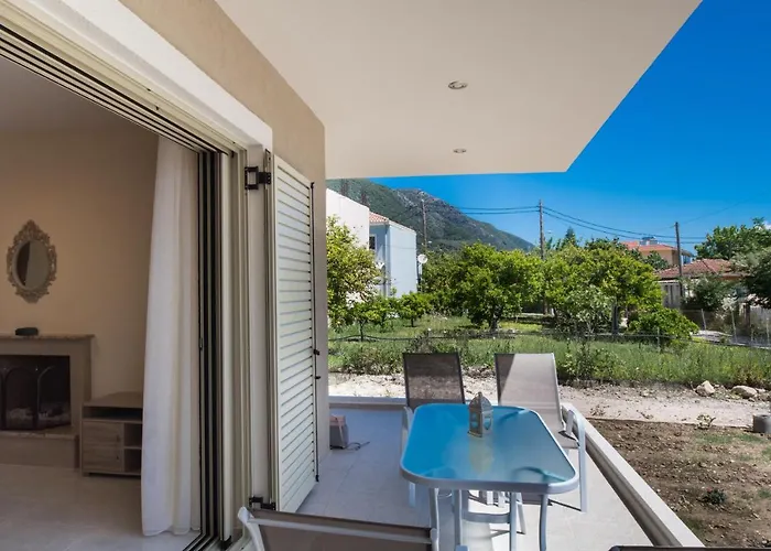 Aparthotel Bounatsa &