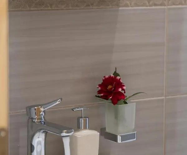 Bounatsa & Aparthotel Nydri (Lefkada)