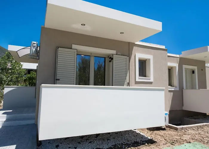 Aparthotel Bounatsa &